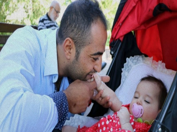 İki Kalbi Olduğu İçin Baba Olamamıştı.