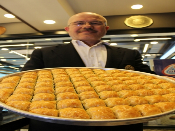 Fıstıklar stokçunun elinde kaldı, kazanan üretici oldu