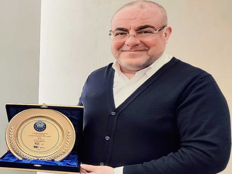 AYINTAP BAKLAVA'YA MARKA ÖDÜLÜ