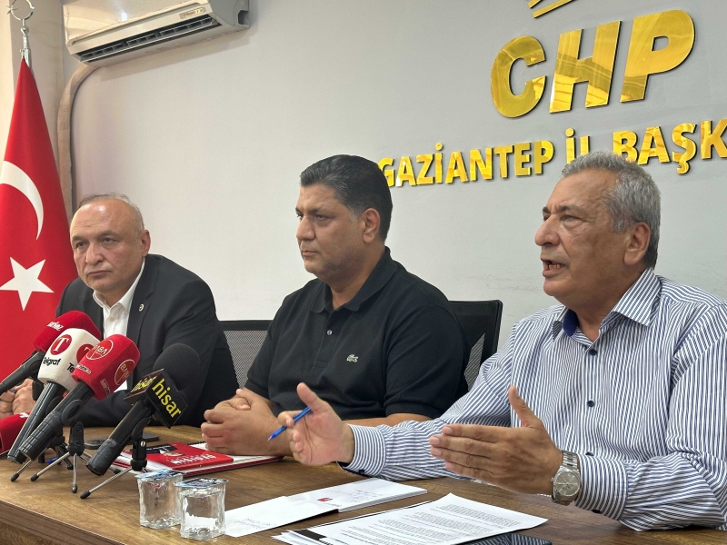 Öztürkmen, belgelerle konuştu.Yılmaz’a Ailesi adına sert tepki gösterdi.