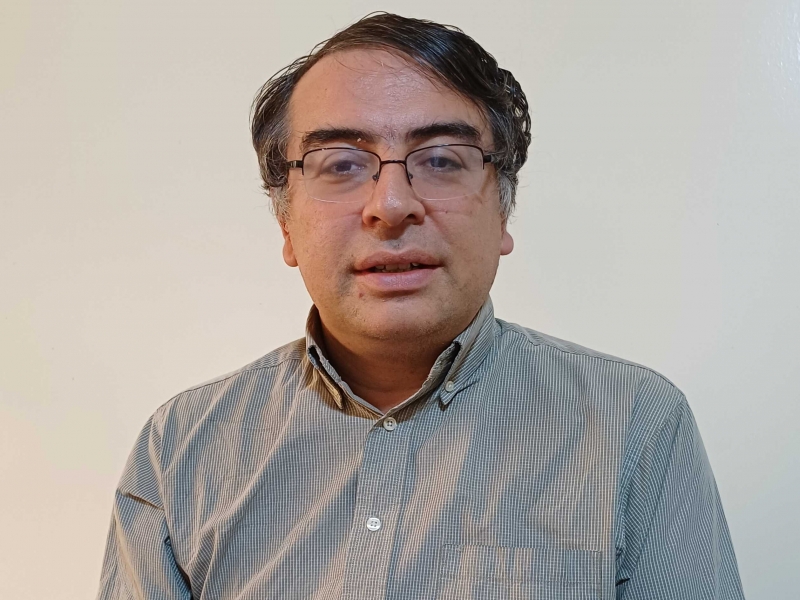 “Şaka değil, tam 168 dil biliyor” Gaziantep’li Enis Öğretmen, Guinnes Rekorlar kitabına aday