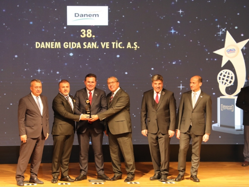 TİRYAKİ AGRO GRUBU’NUN İKİ ŞİRKETİNE “İHRACATIN YILDIZLARI” ÖDÜLÜ