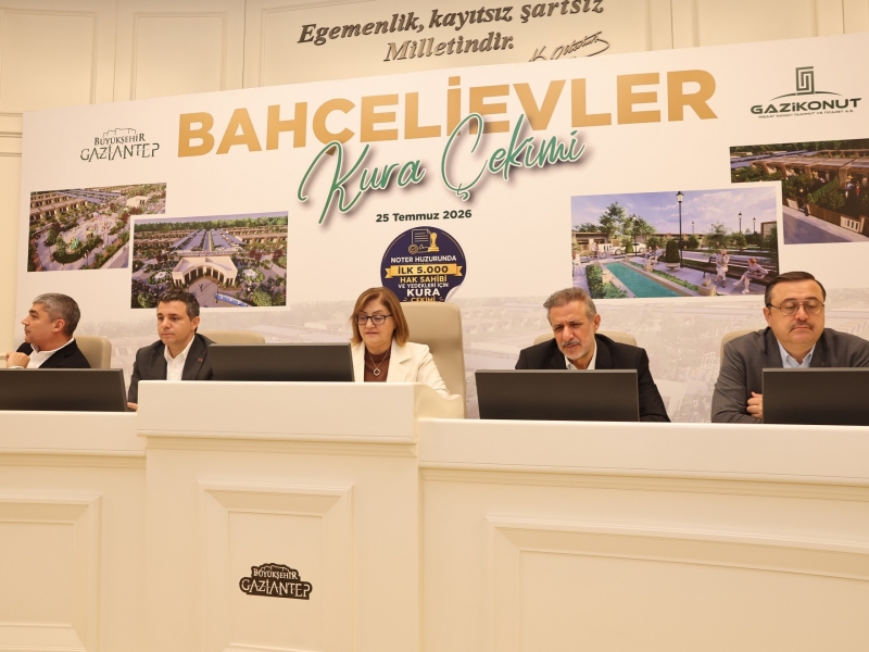 BAHÇELİEVLERİN İLK 5 BİN HAK SAHİBİ BELİRLENDİ